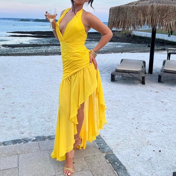 leena For Mac Duggal Halter Dress Bright Yellow Ruched Size 4 17368 - Picture 4 of 6